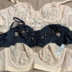 Elegant Lace and Satin Bra Set - Black and Cream